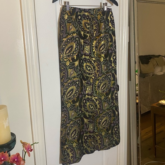 Gorgeous paisley print fishtail skirt - Picture 6 of 6